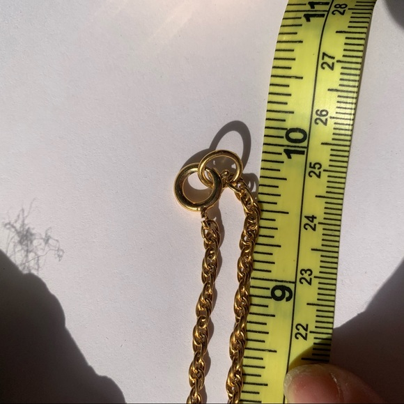 VTG Crown Trifari Zodiac Aries Intaglio Glass - Picture 6 of 6